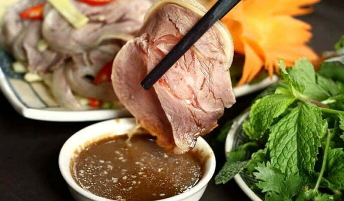 nhà hàng ngon gần chùa tam chúc