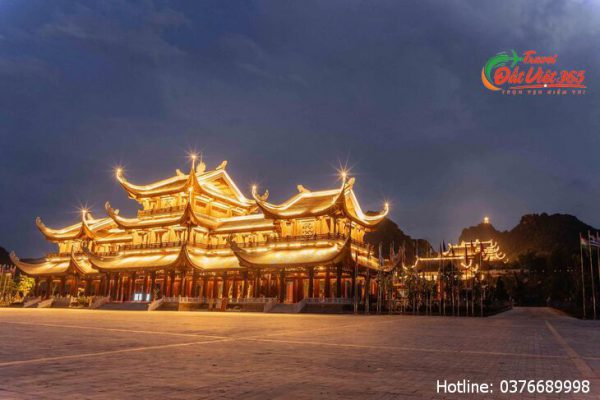tour du lịch chùa tam chúc 2 ngày