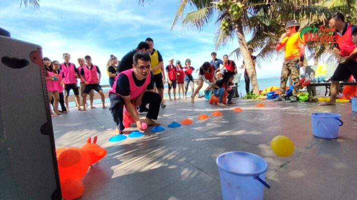 tour du lịch cảu Lò Quê bác