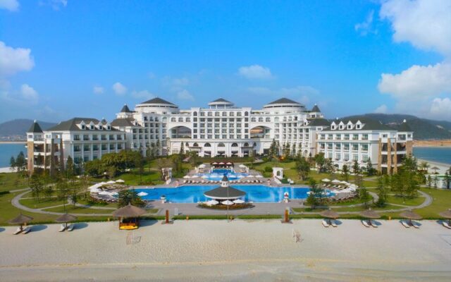 khách sạn 5 sao hạ long