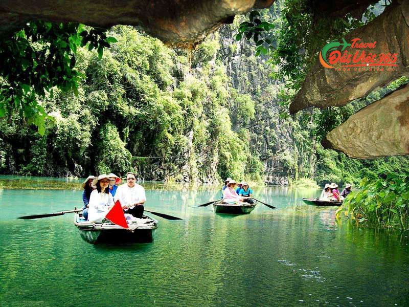Tour Bái Đính – Tràng An 1 ngày giá rẻ