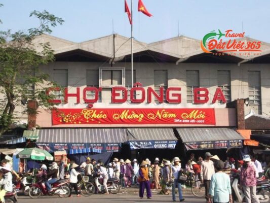 SÔNG HƯƠNG HUẾ VÀ NHỮNG NÉT ĐẸP RIÊNG.