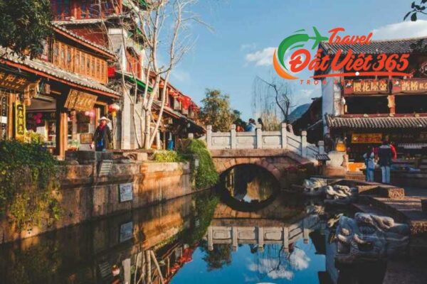 Tour Côn Minh Lệ Giang Shangrila 6N5Đ bằng đường bộ