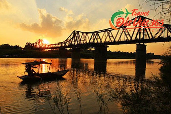 Tour Đêm Du Thuyền Sông Hồng Giá Rẻ