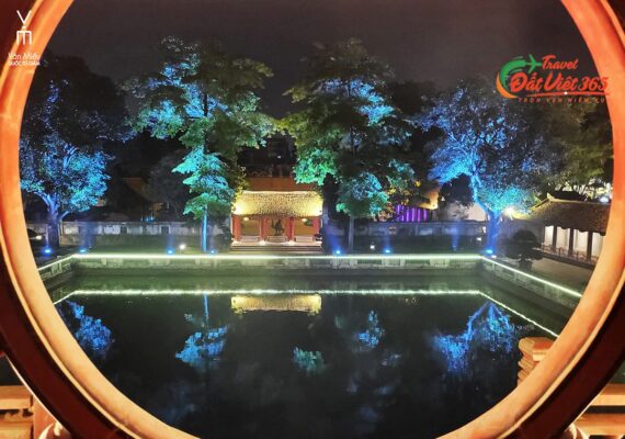 tour đêm Văn Miếu