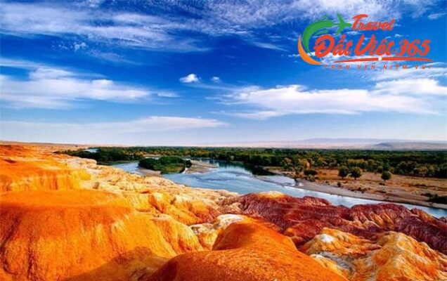 Tour Du lịch Tân Cương 10N9Đ từ TP.HCM