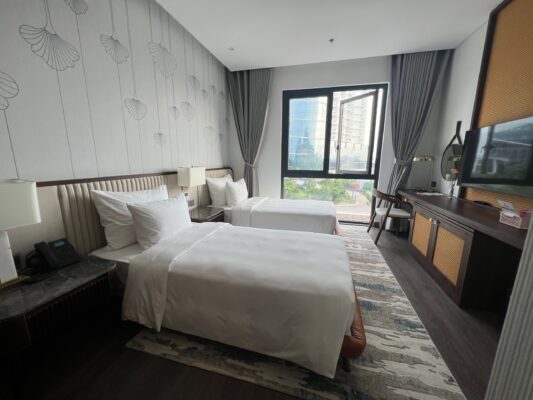 Khách sạn Đồi Rồng