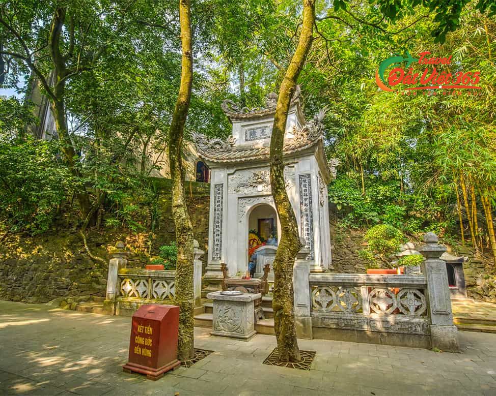 den hung phu tho