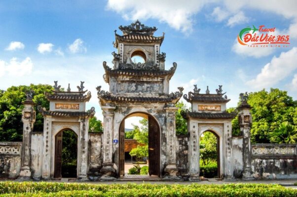 Tour Đền Mẫu – Chùa Chuông – Chùa Nôm – Chùa Phúc Lâm 1 Ngày, Review Kinh Nghiệm Du Lịch