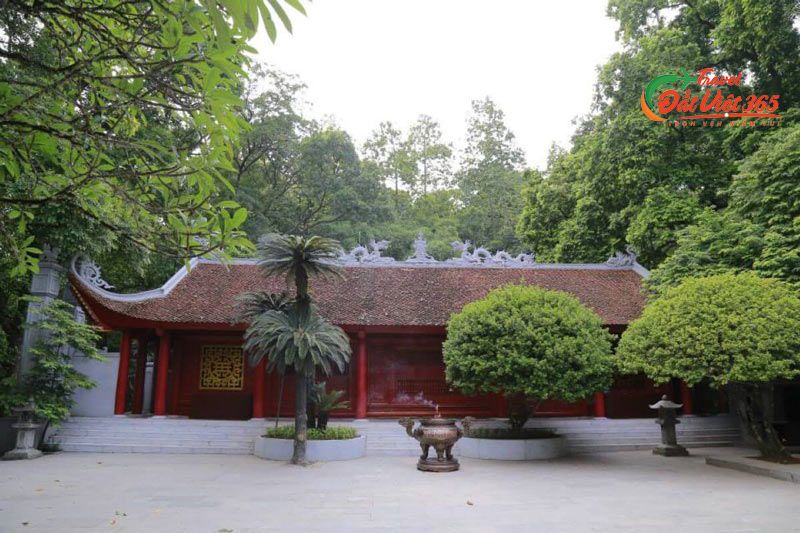 den-hung-phu-tho-chua-thien-quang-1704385696_result