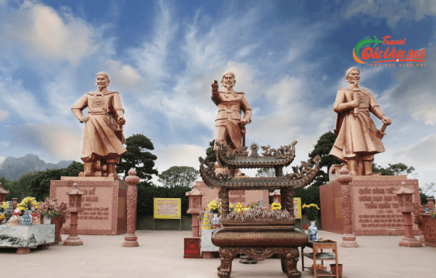 Tour Chùa Cao Linh – Bạch Đằng Giang – Chùa Hang – Đền Bà Đế 1 Ngày, Review Kinh Nghiệm Du Lịch