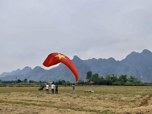 giá vé dù lượn Nình Bình